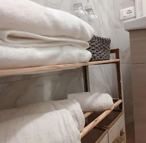 Notarbartolo Room#200 Daire *